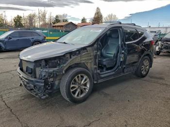  Salvage Hyundai SANTA FE