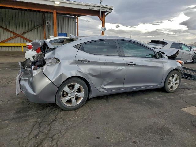 Hyundai ELANTRA Gls Image 4