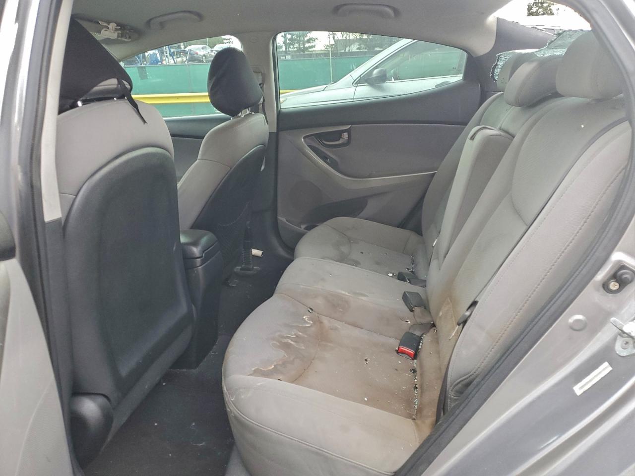 Hyundai ELANTRA Gls Image 10