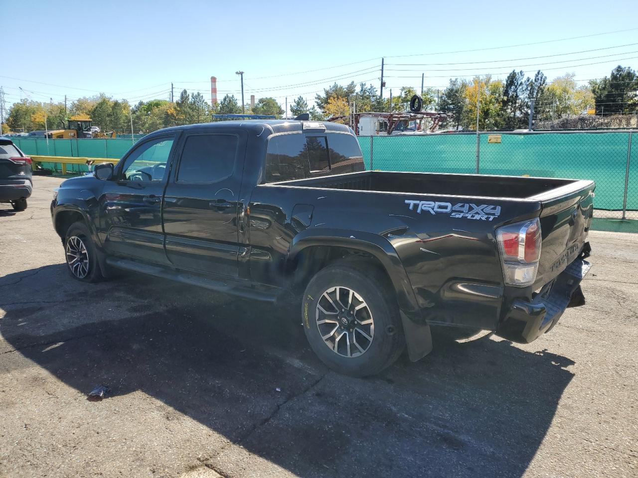 Toyota Tacoma Double Cab Image 3