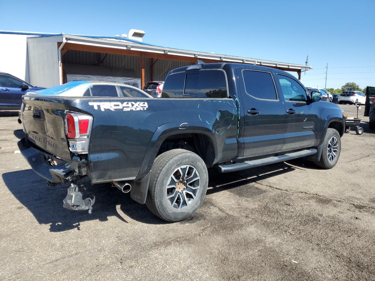 Toyota Tacoma Double Cab Image 11