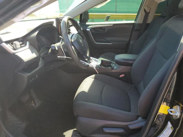 Toyota RAV4 Le Image 13