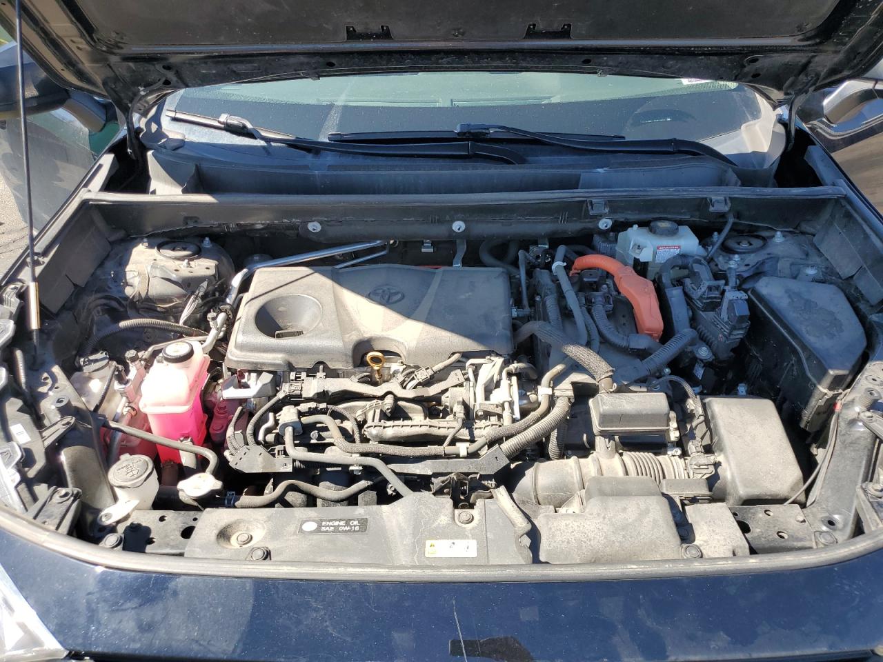 Toyota RAV4 Le Image 2