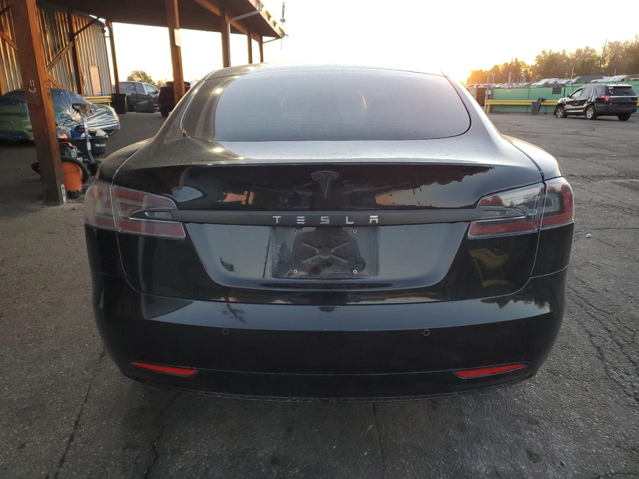 Tesla Model S Image 12