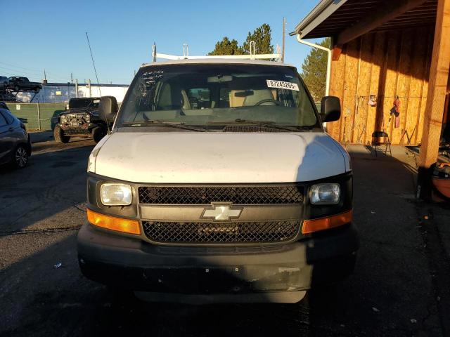 Chevrolet Express Image 4