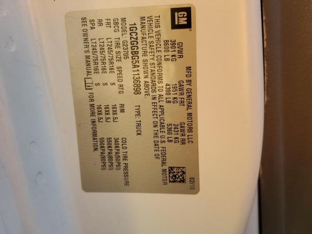 Chevrolet Express Image 10