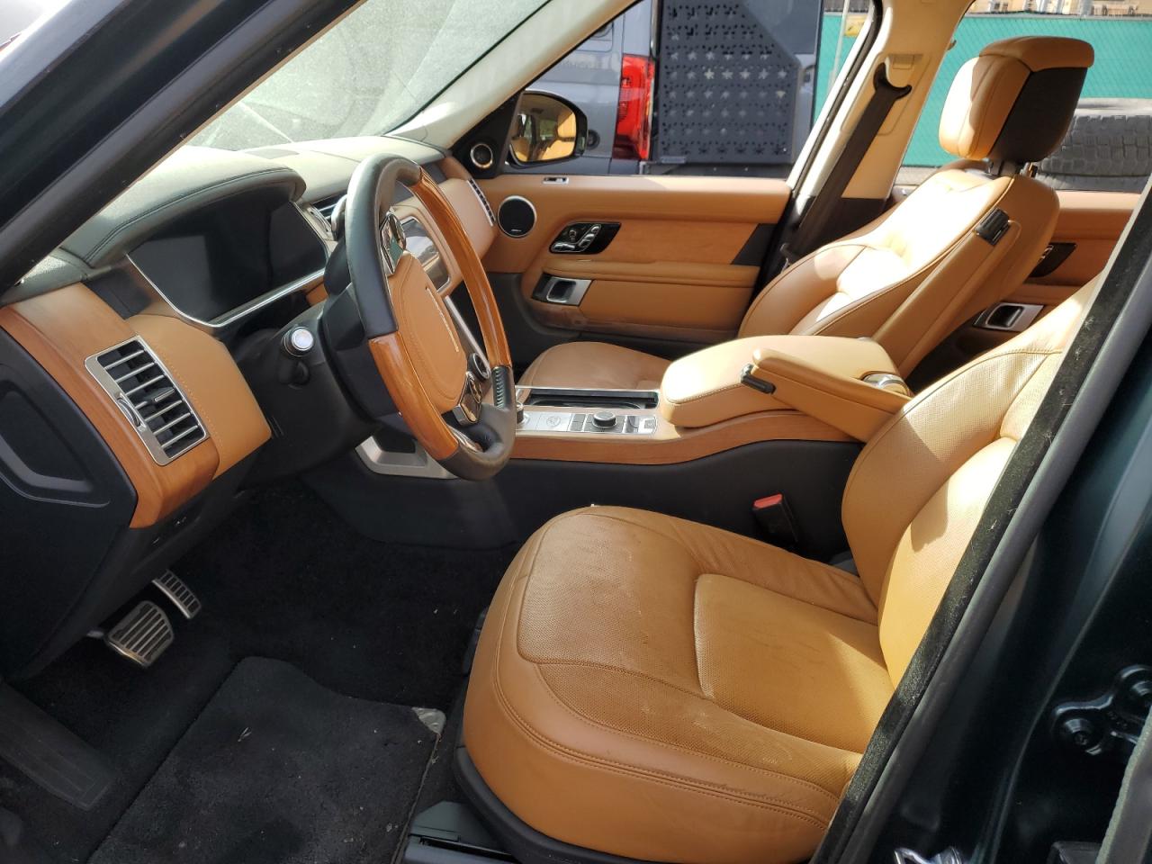 Land Rover Range Rover Autobiography Image 11