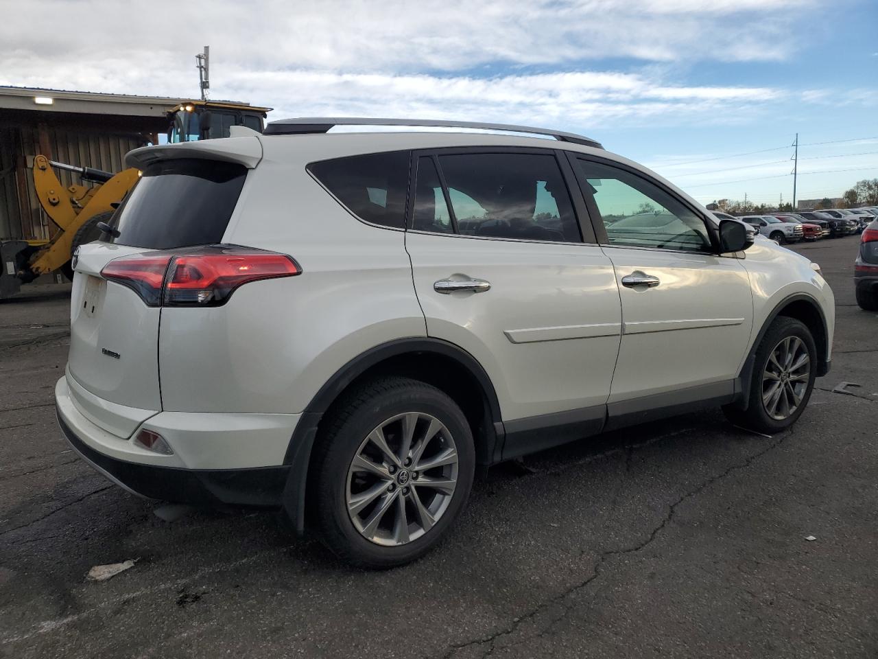 Toyota RAV4 Limited Image 2