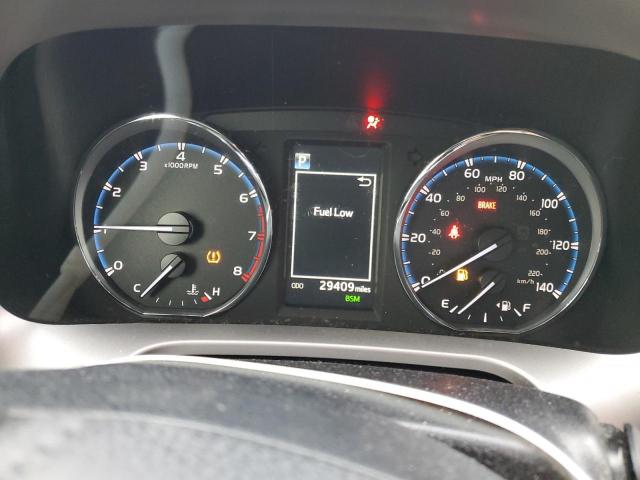 Toyota RAV4 Limited Image 8