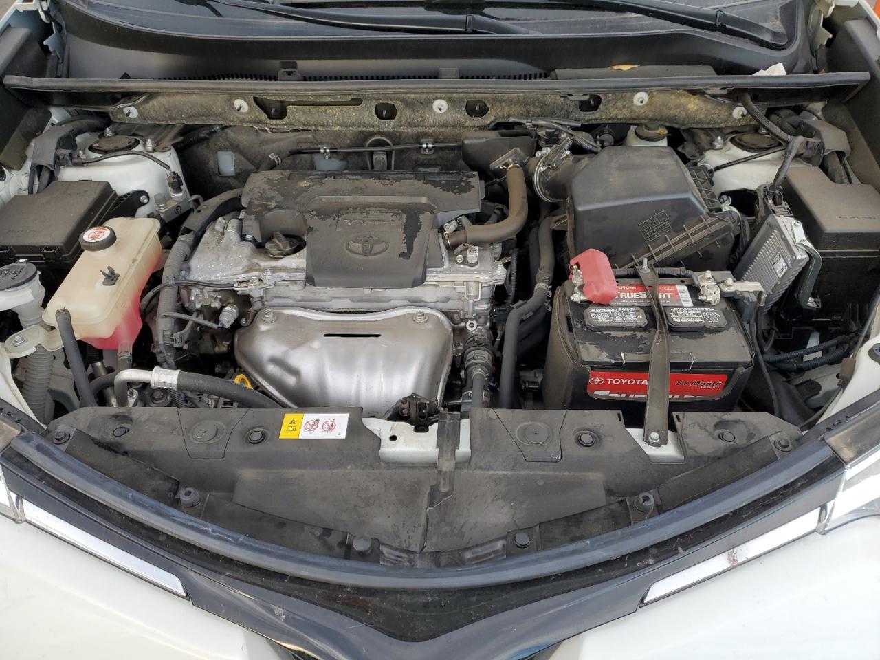 Toyota RAV4 Limited Image 11