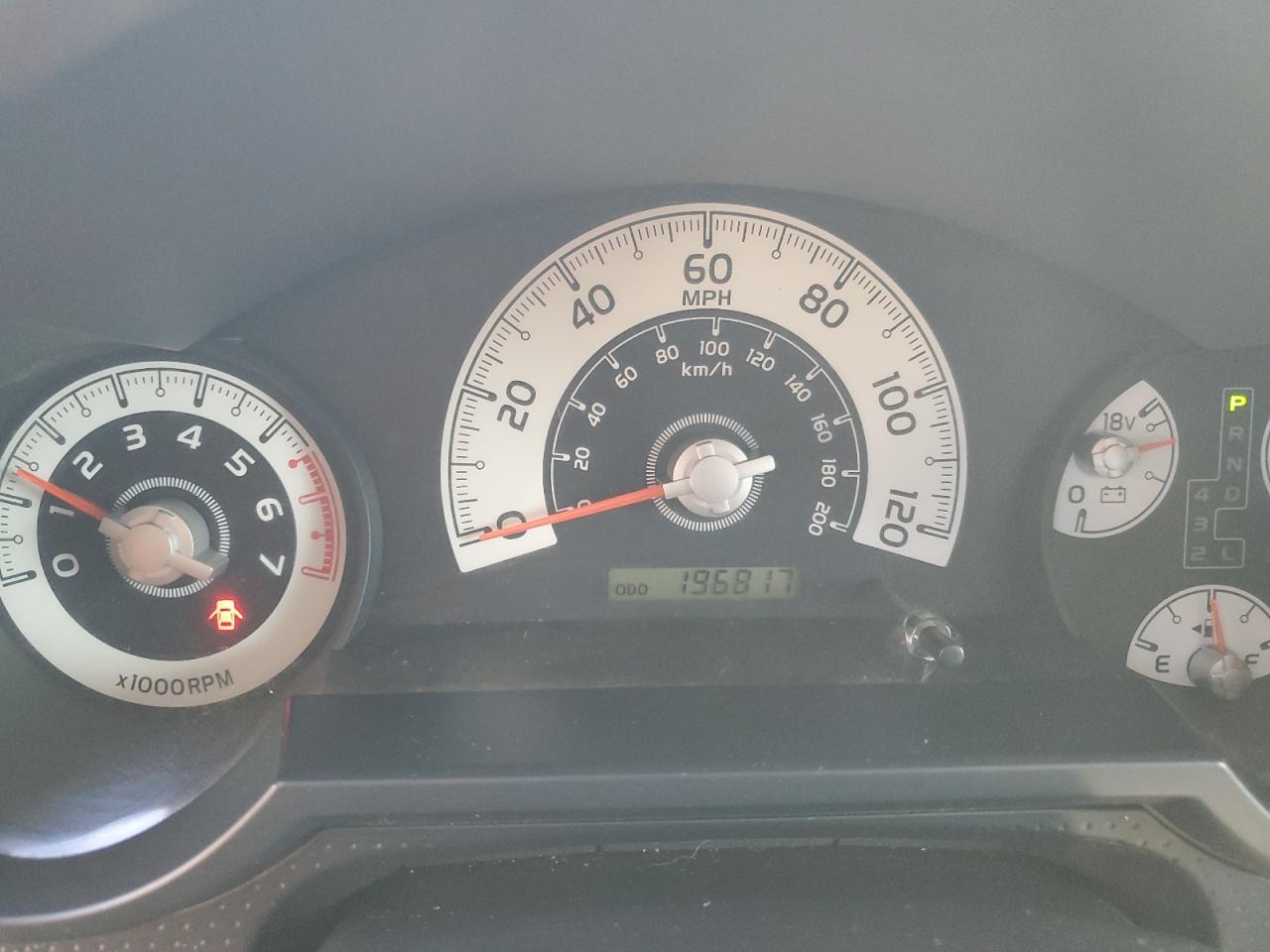 Toyota FJ Cruiser Image 9