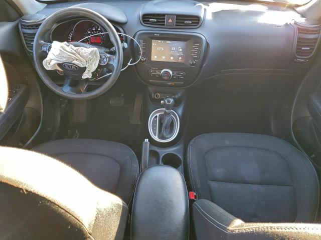 Kia Soul + Image 12