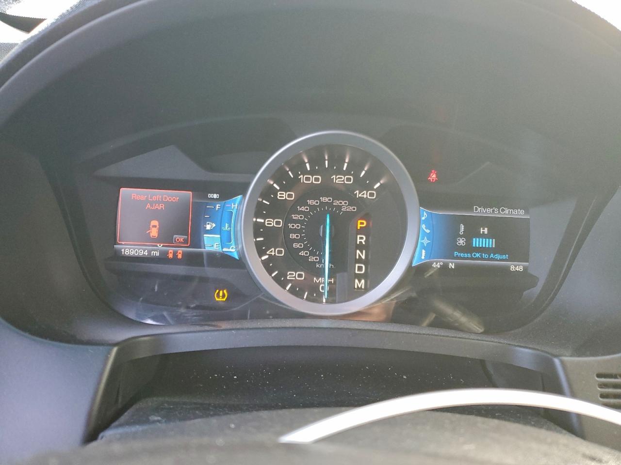 Ford Explorer Limited Image 7