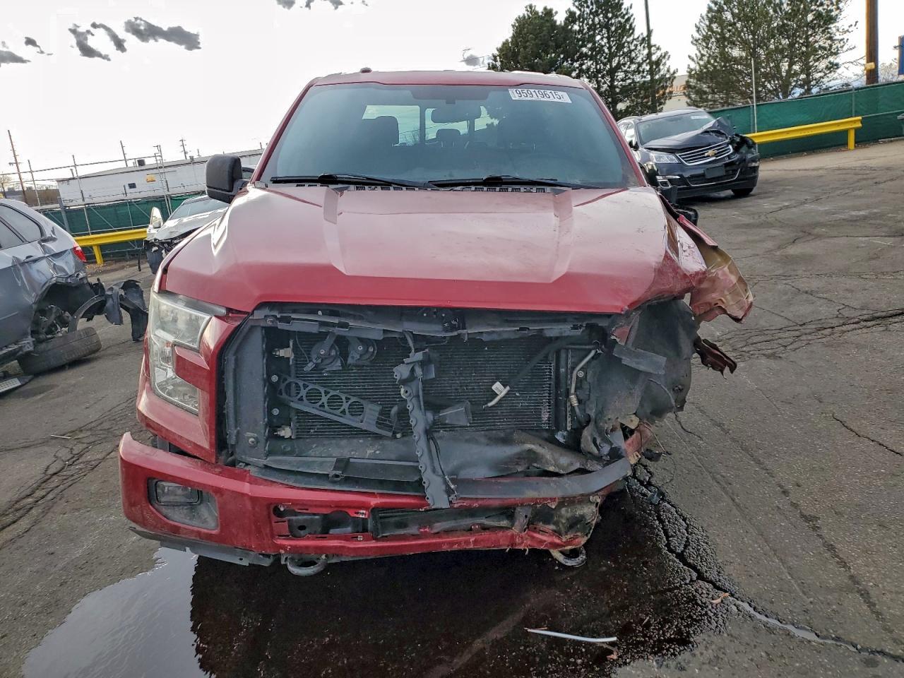 Ford F-150 Supercrew Image 5