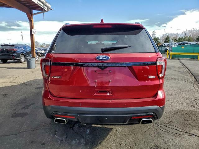 Ford Explorer Sport Image 12