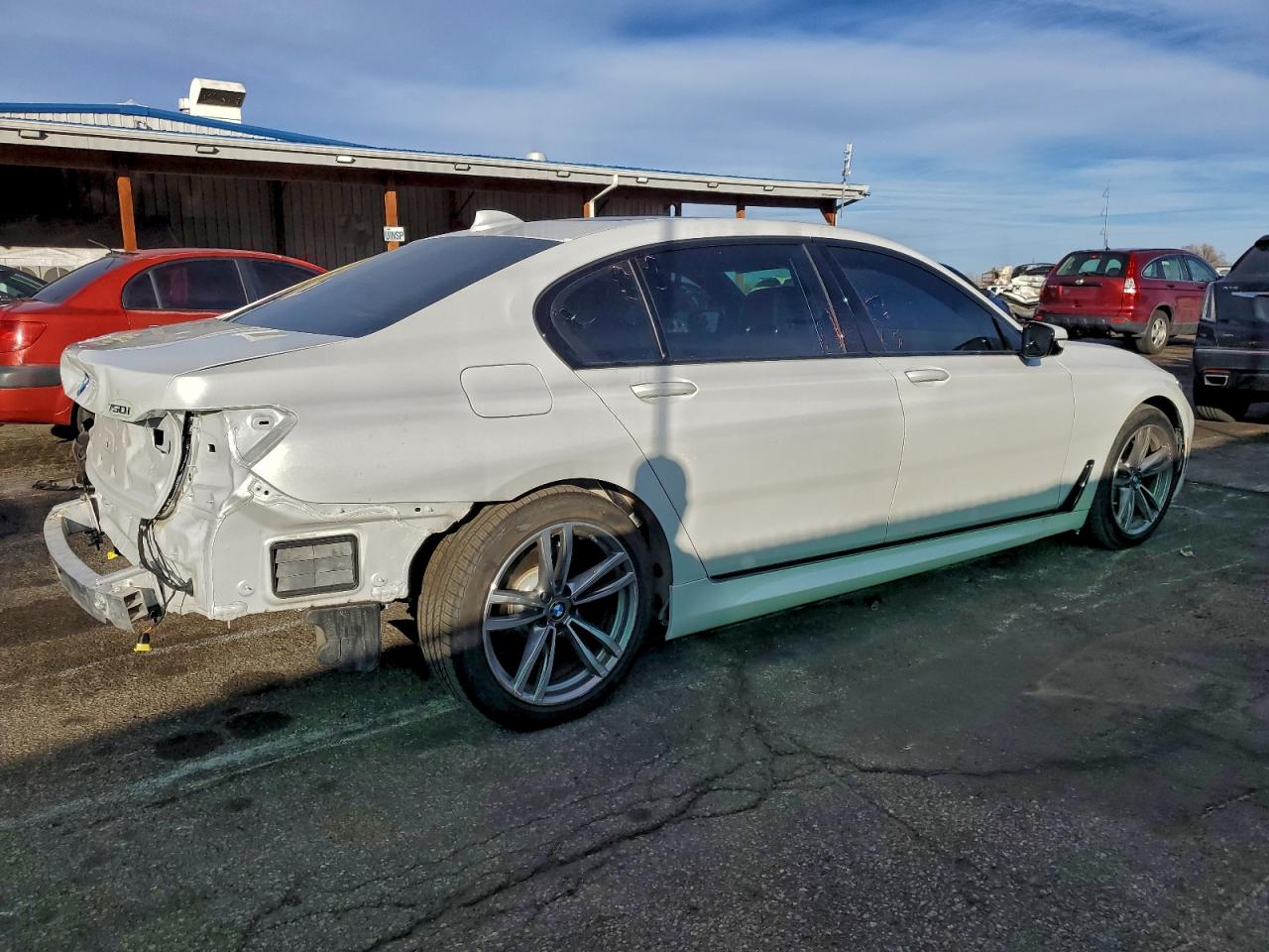 BMW 7 Series Xi Image 2