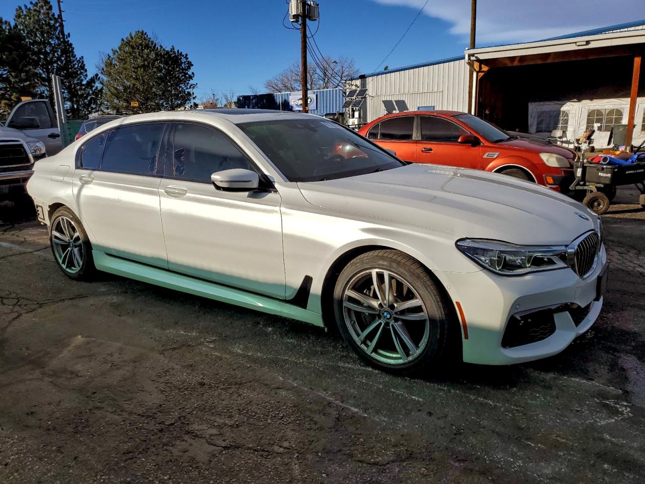 BMW 7 Series Xi Image 10