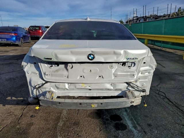 BMW 7 Series Xi Image 3