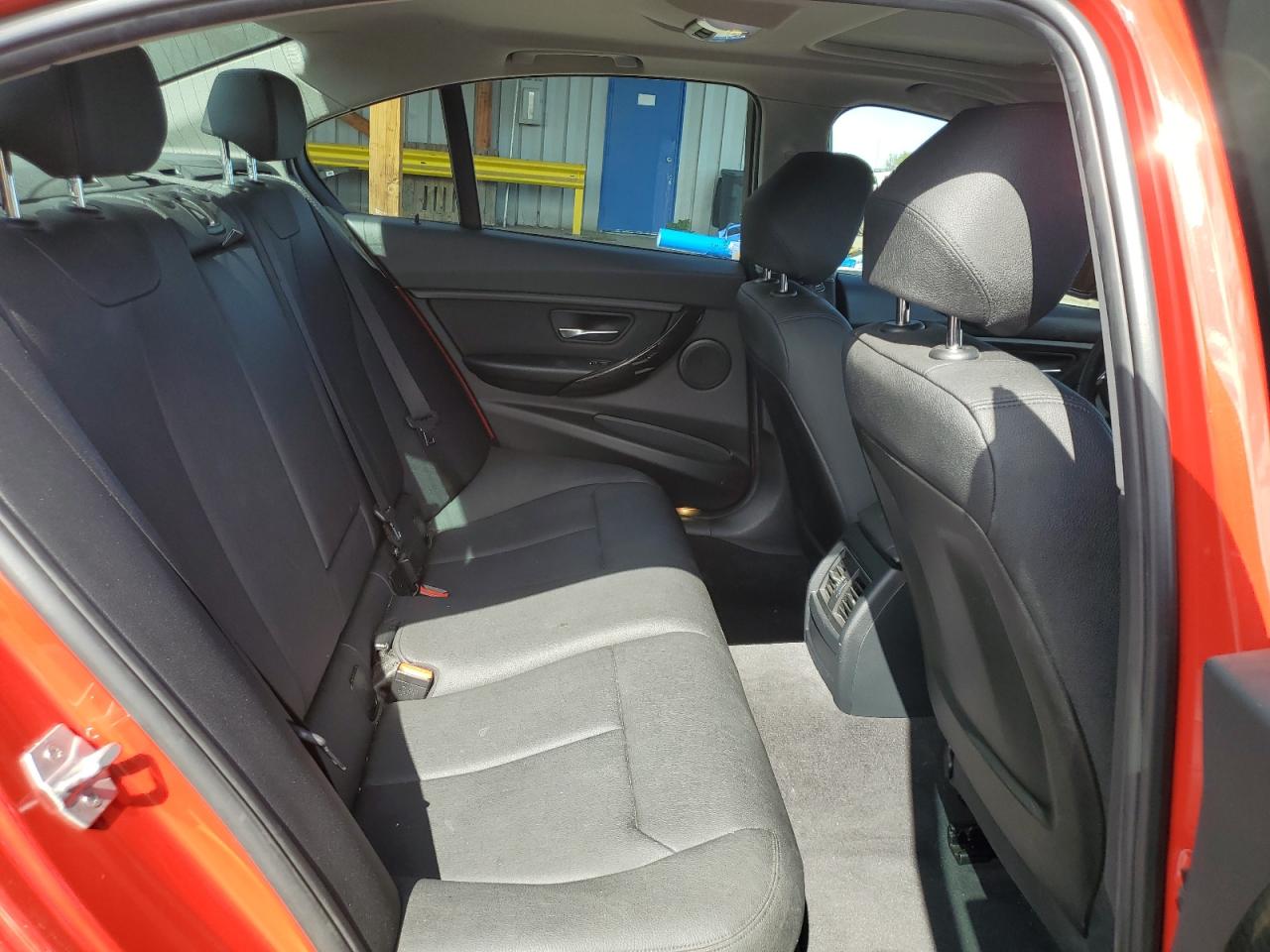 BMW 3 Series Xi Image 10