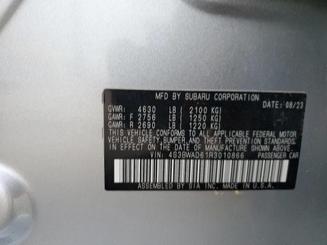 Subaru Legacy Premium Image 4