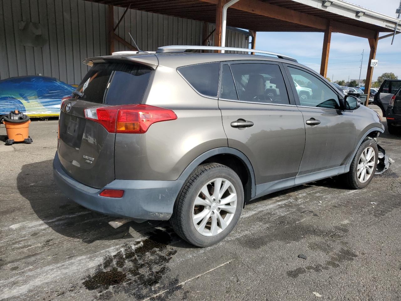 Toyota RAV4 Limited Image 6