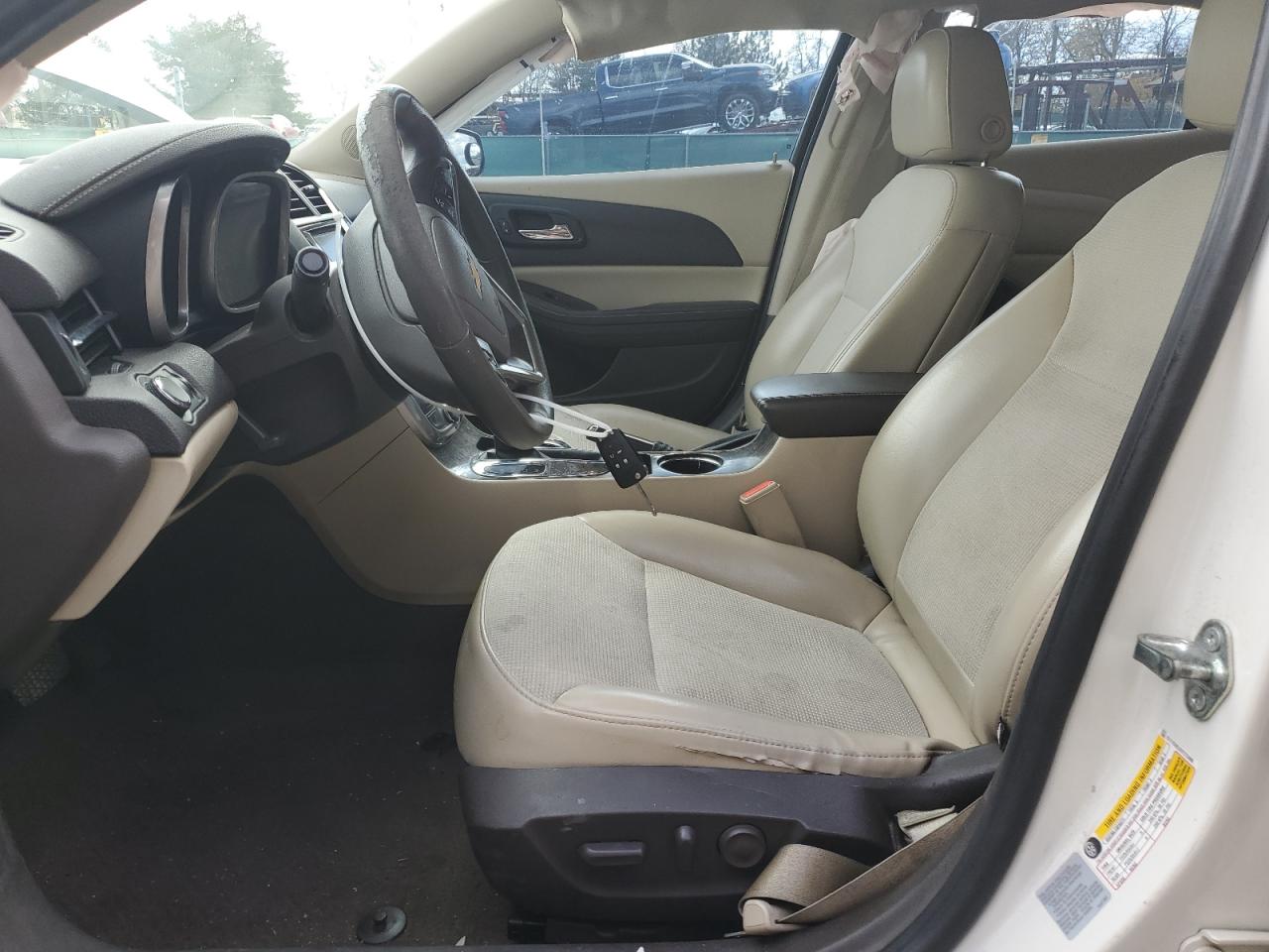 Chevrolet Malibu 1lt Image 12