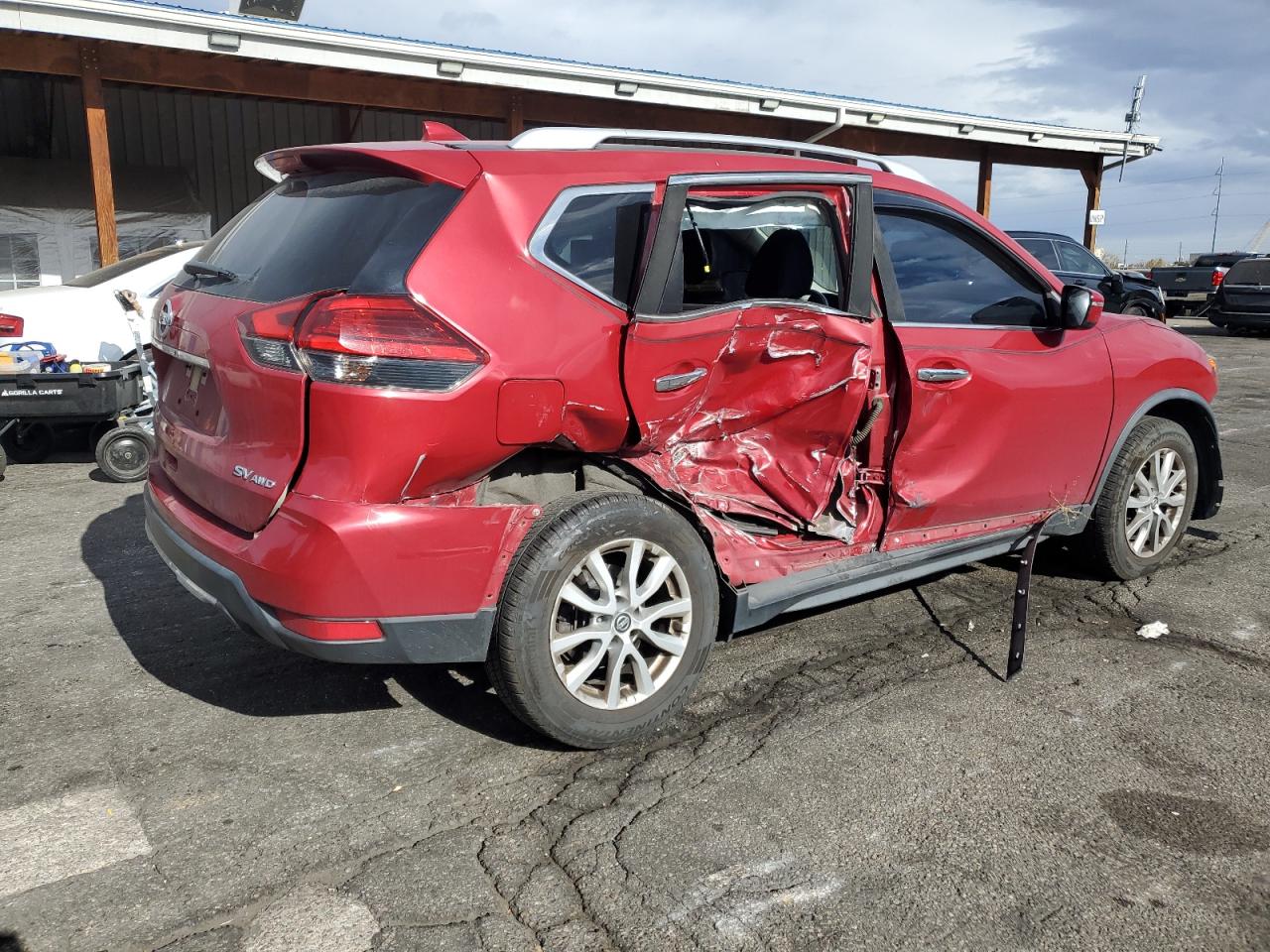 Nissan Rogue S Image 2