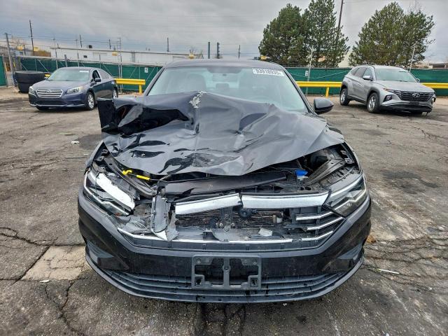 Volkswagen Jetta S Image 2