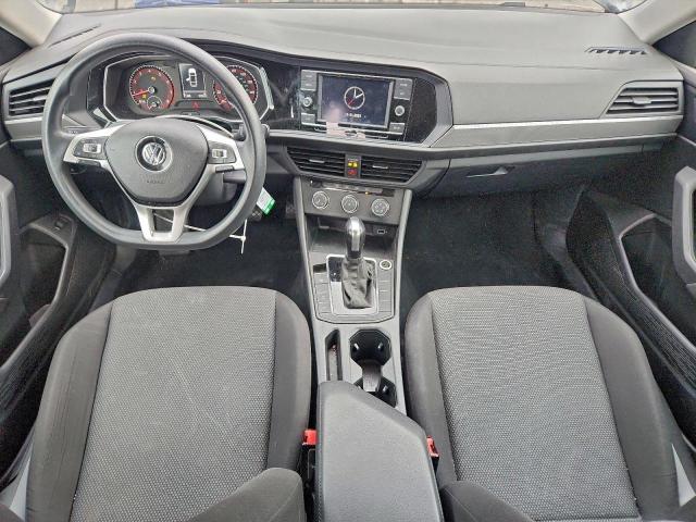 Volkswagen Jetta S Image 8