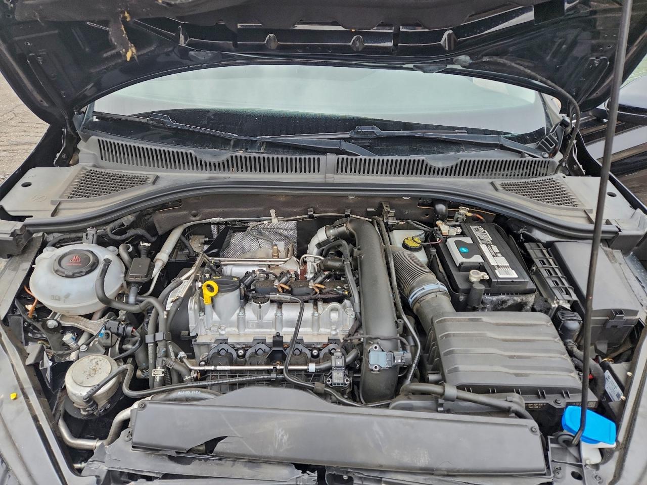 Volkswagen Jetta S Image 10