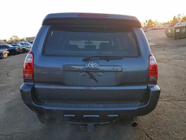 Toyota 4Runner Sr5 Image 6