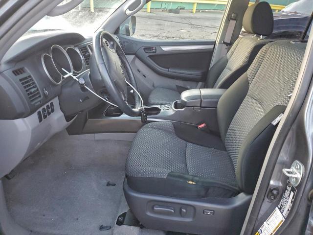 Toyota 4Runner Sr5 Image 2