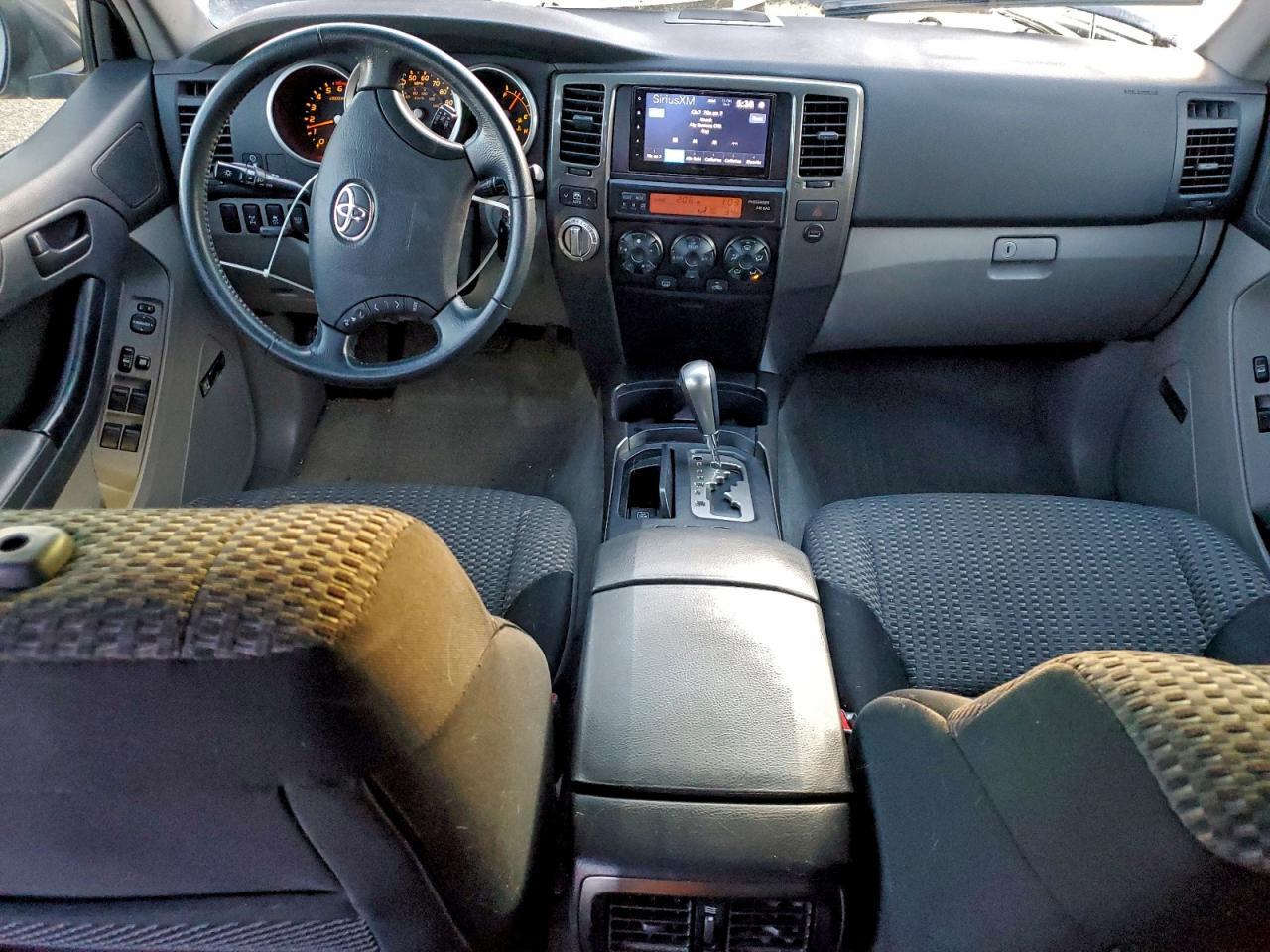 Toyota 4Runner Sr5 Image 7