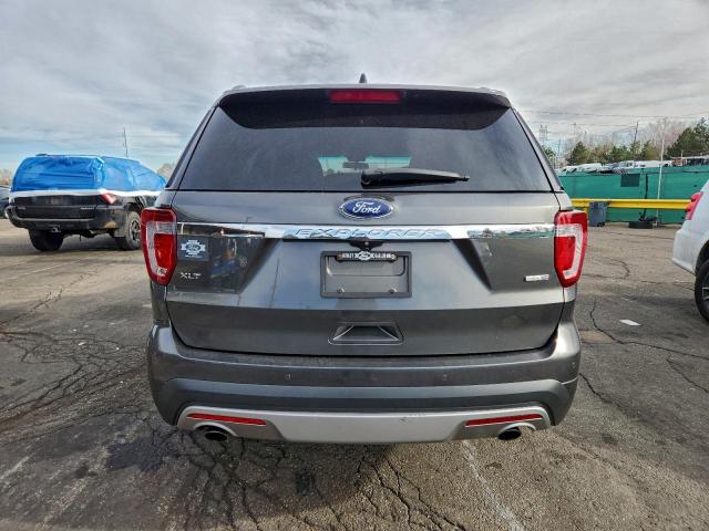 Ford Explorer Xlt Image 7