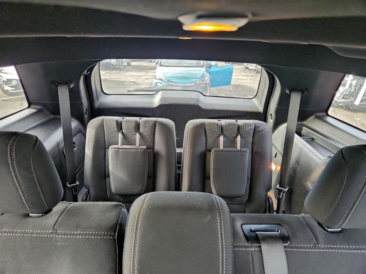 Ford Explorer Xlt Image 9