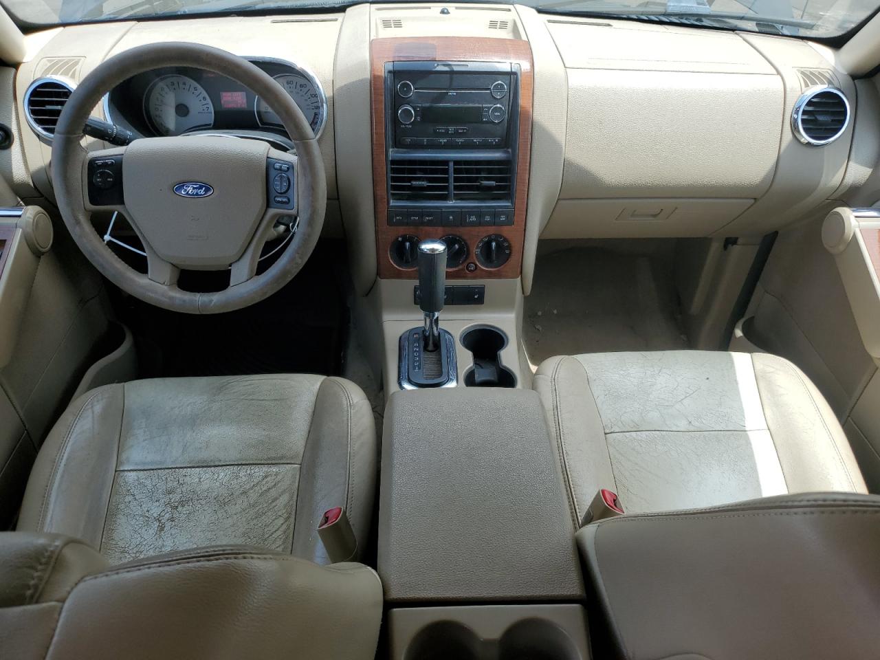 Ford Explorer Eddie Bauer Image 10