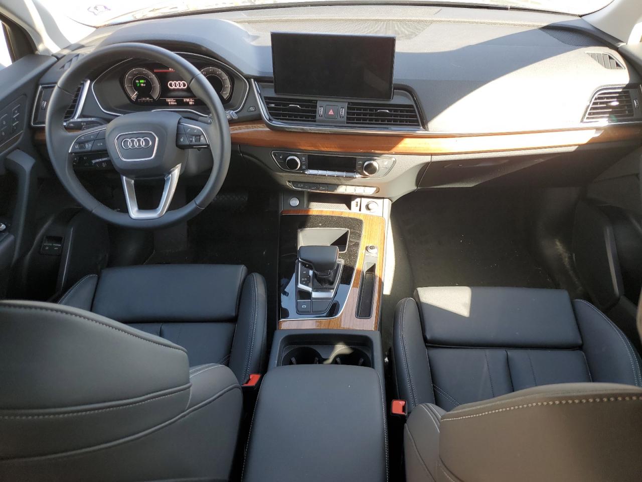 Audi Q5 Premium 55 Image 8