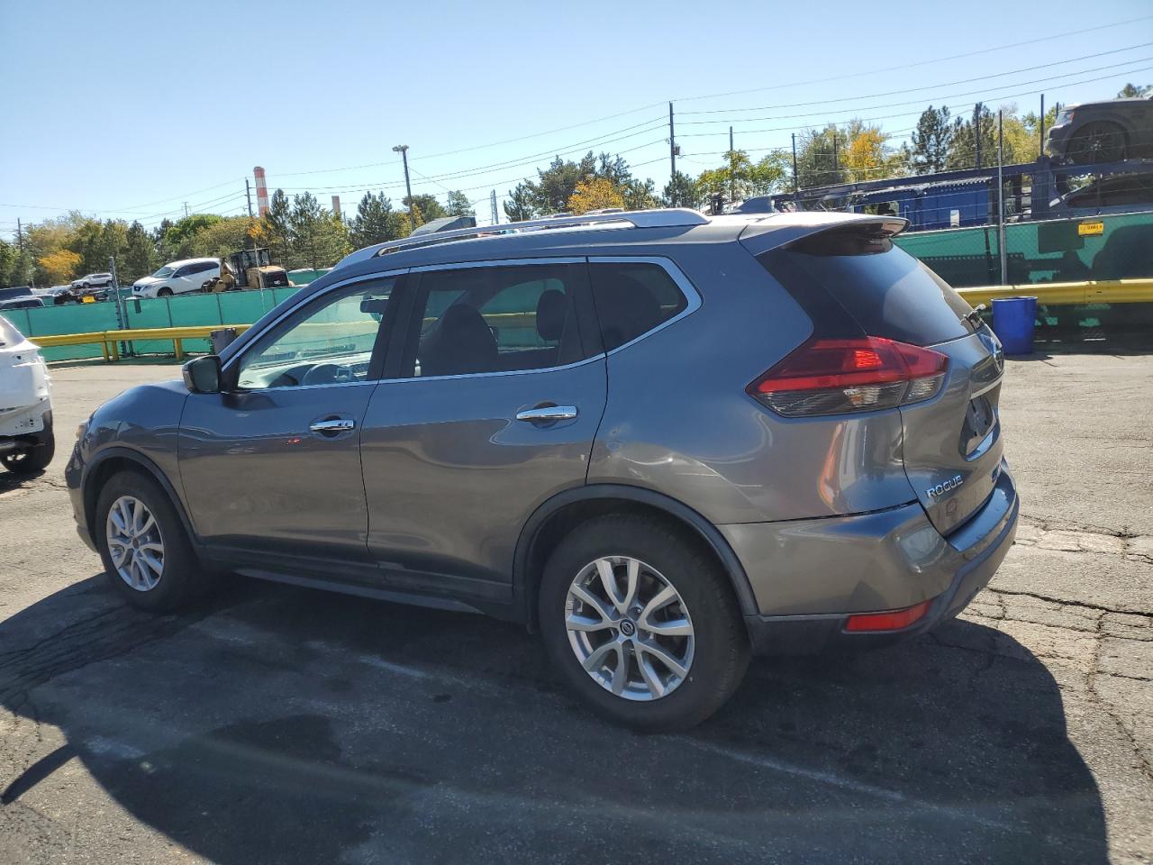 Nissan Rogue S Image 8