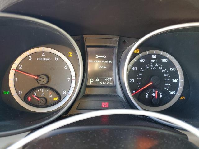 Hyundai SANTA FE Image 8