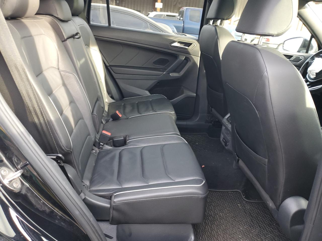 Volkswagen Tiguan Sel Premium R-line Image 7