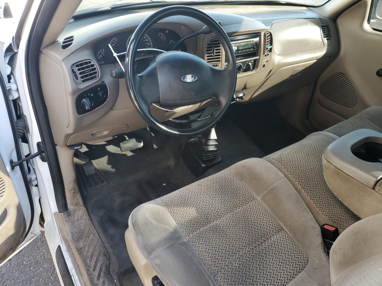 Ford F-150 Classic Image 6