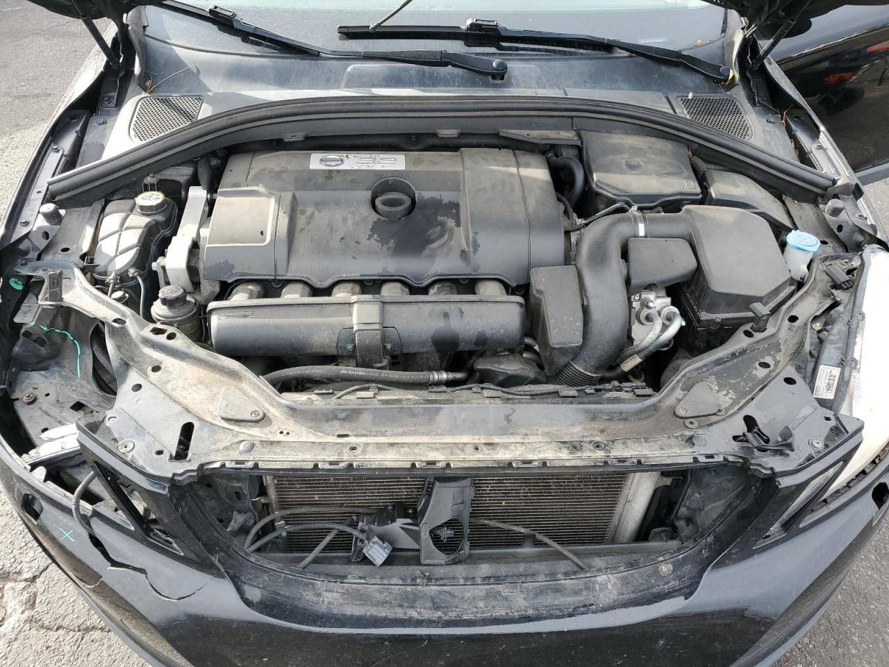 Volvo XC60 3.2 Image 3