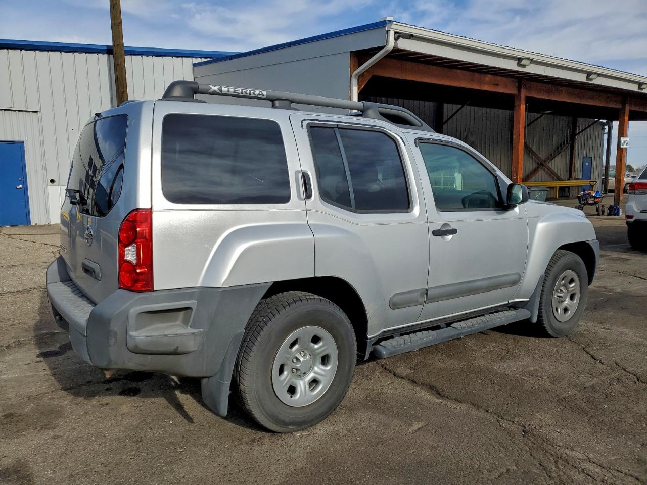 Nissan Xterra Off Road Image 5