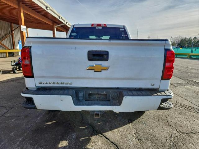 Chevrolet Silverado K1500 Lt Image 7