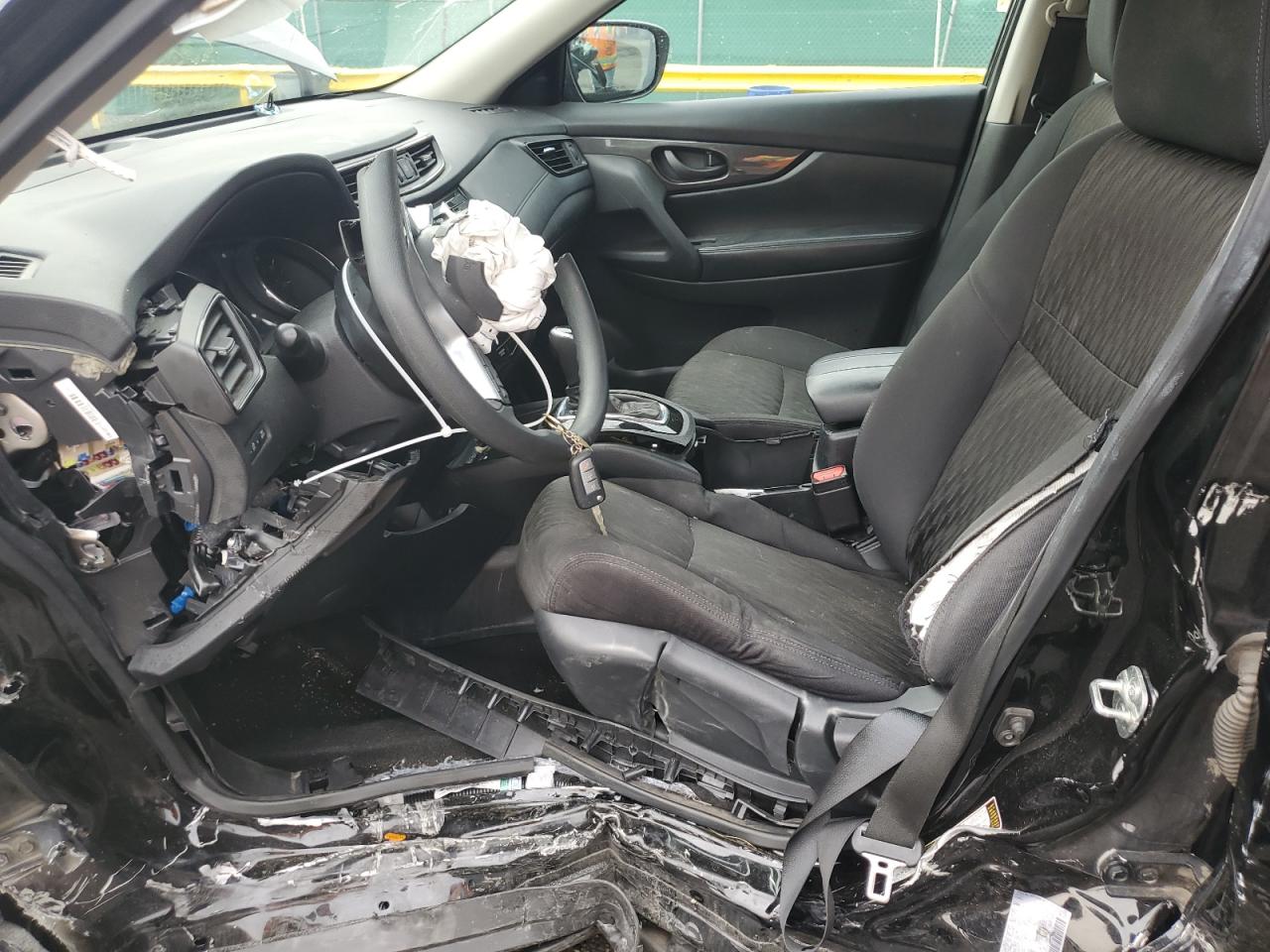 Nissan Rogue S Image 10