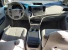 Toyota Sienna Le Image 8