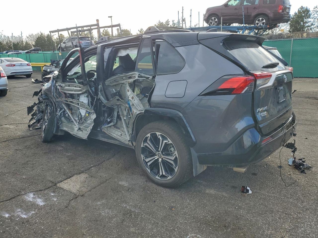 Toyota RAV4 Xse Image 11