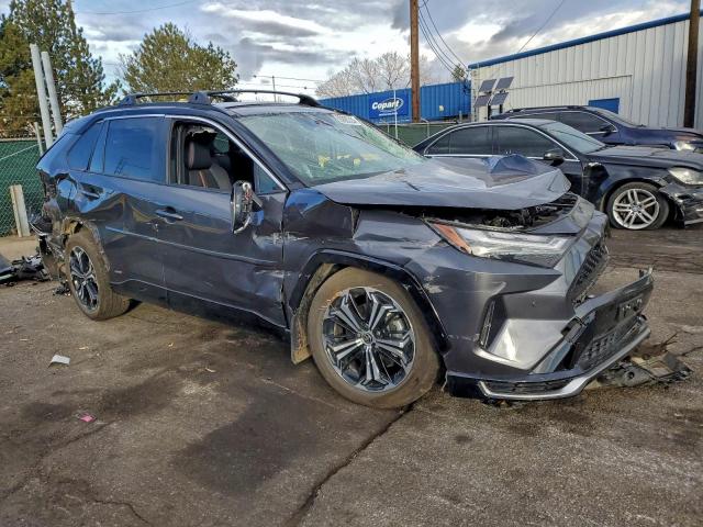 Toyota RAV4 Xse Image 12