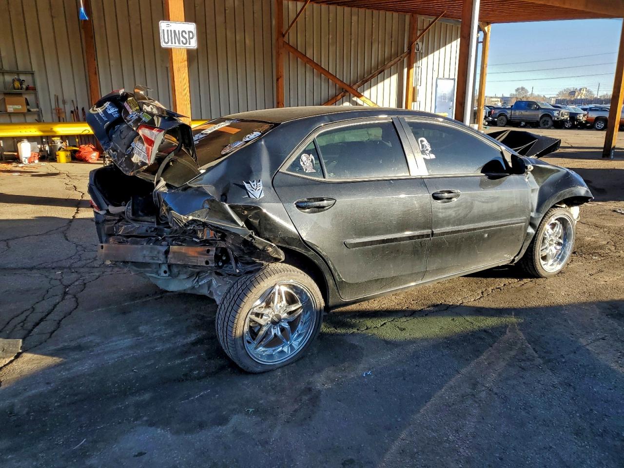 Toyota Corolla L Image 3