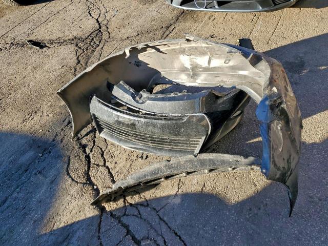 Toyota Corolla L Image 9